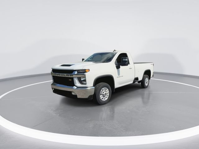 Used 2022 White Chevrolet LT image 4