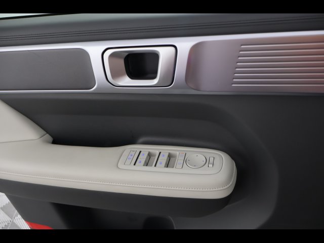 2025 Hyundai Santa Fe SEL - Photo 29