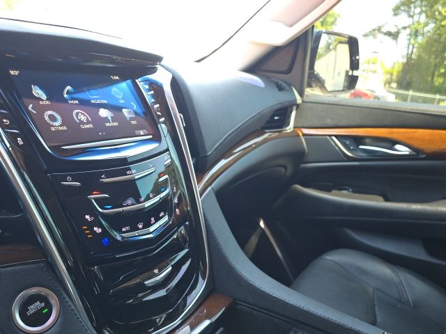 2019 Cadillac Escalade Luxury:44868B
