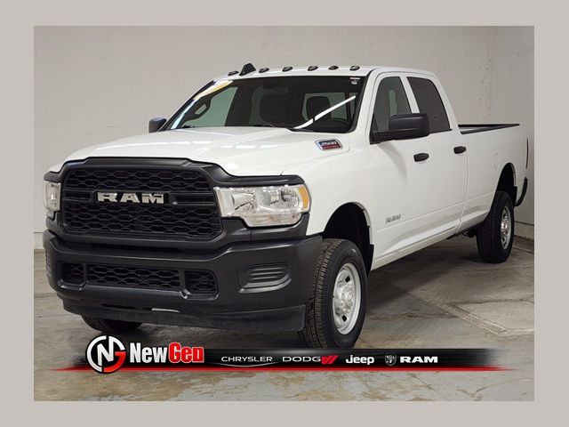 Bright White Clearcoat 2022 RAM 2500 Tradesman Crew Cab LB 4WD Pickup Truck Four-Wheel Drive 8-Speed Automatic