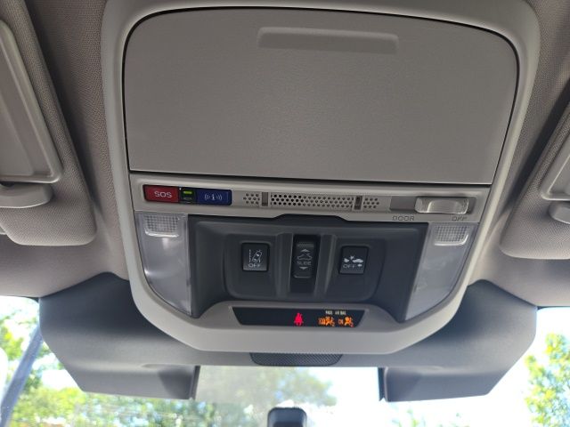 2023 Ice Silver Metallic Subaru Forester Premium AWD SUV