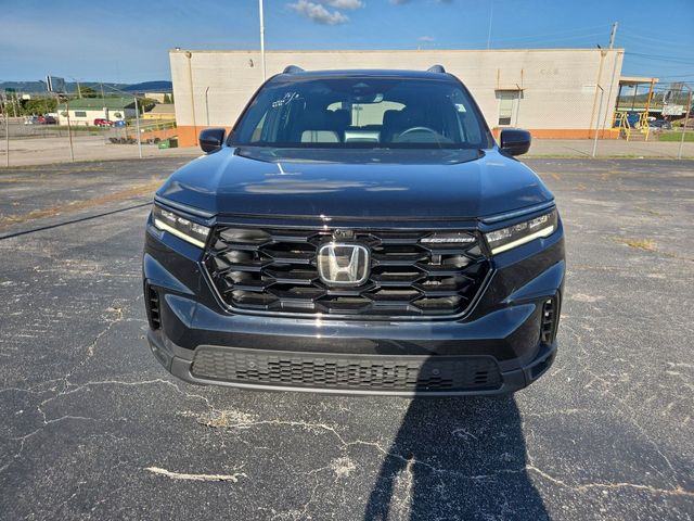 Used 2025 Honda Pilot SUV