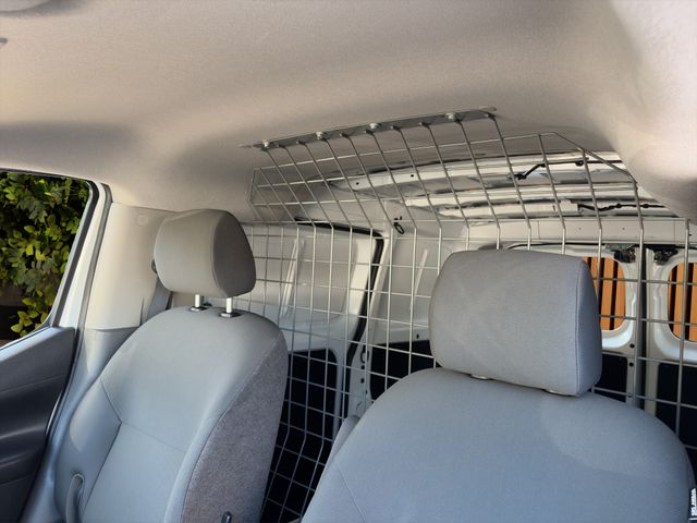 2020 Nissan NV200 Thumbnail