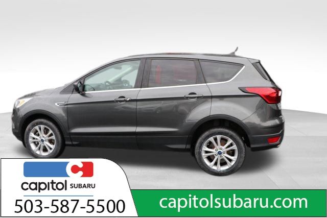 2019 Ford Escape SE 24