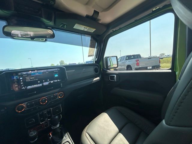 Used 2025 Jeep Gladiator Truck
