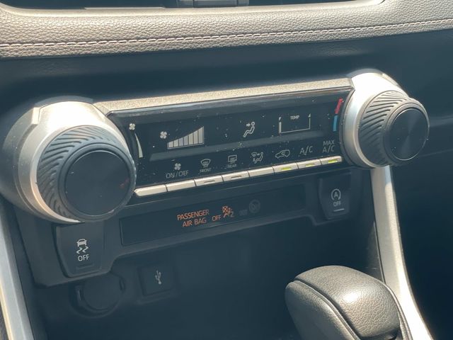 Used 2020 Toyota RAV4 SUV