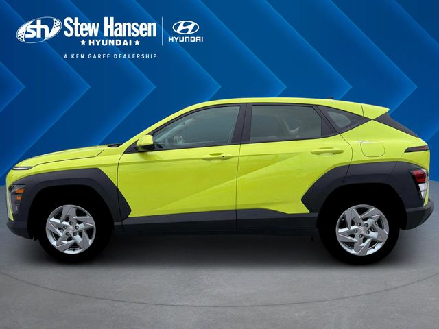 New 2026 Yellow Hyundai SE image 3