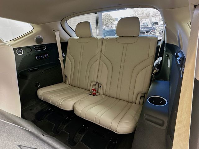 Thumbnail: 2026 Genesis GV80 - 29