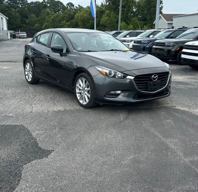 Machine Gray Metallic 2017 Mazda MAZDA3 Hatchback Front-Wheel Drive 6-Speed Automatic