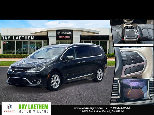 Brilliant Black Crystal Pearlcoat 2020 Chrysler Pacifica Minivan Front-Wheel Drive 9-Speed Automatic