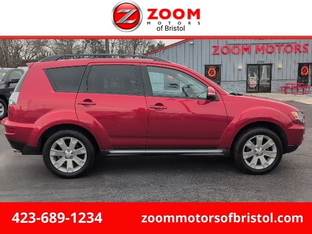 Red 2012 Mitsubishi Outlander SE AWD SUV / Crossover All-Wheel Drive Continuously Variable Transmission