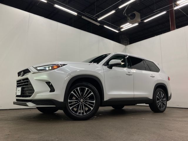 2024 Toyota Grand Highlander Hybrid MAX Platinum
