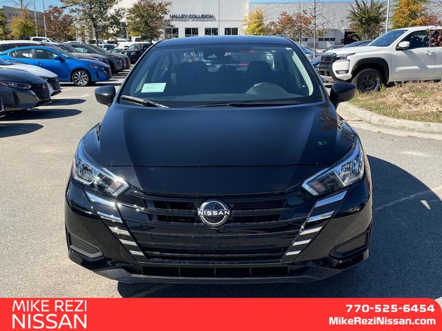 2024 Nissan Versa 1.6 S 6