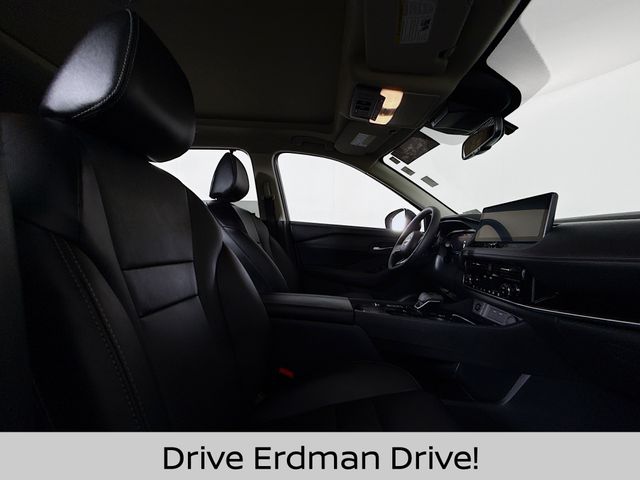 Used 2024 Nissan Rogue SUV