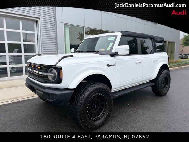 Oxford White 2024 Ford Bronco SUV / Crossover Four-Wheel Drive Automatic