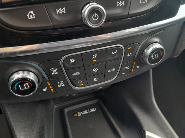 2022 Chevrolet Traverse RS - Photo 23