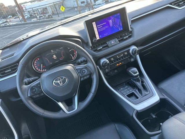 2024 Toyota RAV4 XLE Premium 14