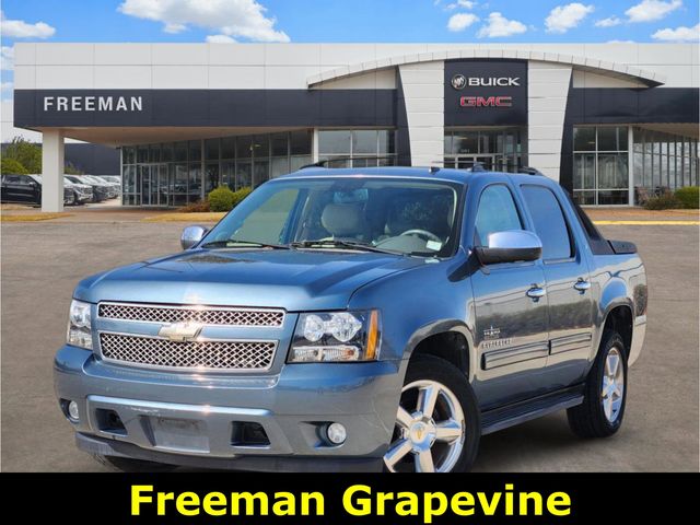 2010 Chevrolet Avalanche LT RWD