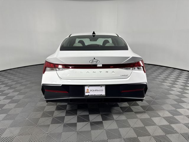 New 2025 Hyundai Elantra For Sale in Indianapolis, IN