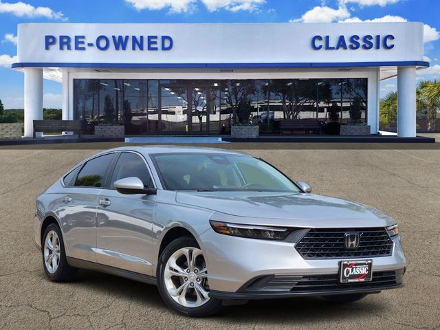 Solar Silver Metallic 2024 Honda Accord Sedan Front-Wheel Drive Continuously Variable Transmission