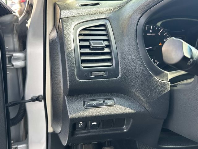 2013 Nissan Altima Sedan S - Photo 29