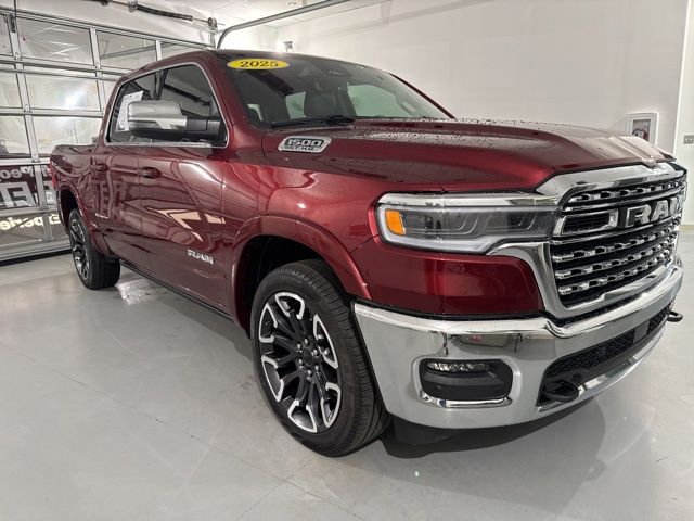 2025 RAM 1500 Limited Crew Cab 4WD