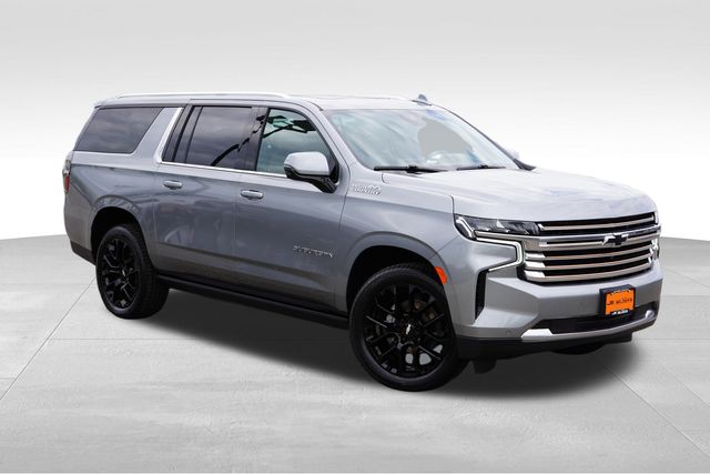 Sterling Gray Metallic 2023 Chevrolet Suburban SUV / Crossover Four-Wheel Drive
