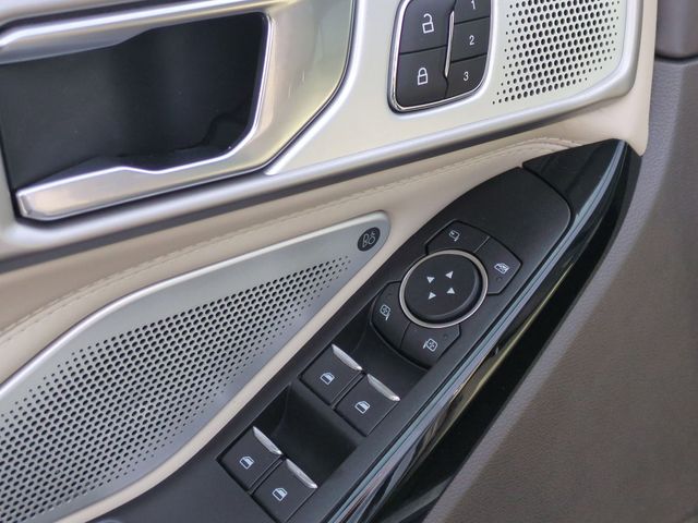 Used 2021 Blue Ford Platinum image 13