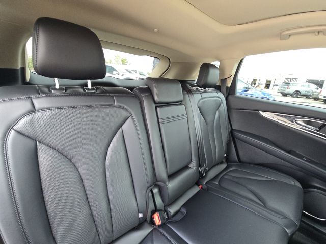 2022 LINCOLN Nautilus Reserve:B02186