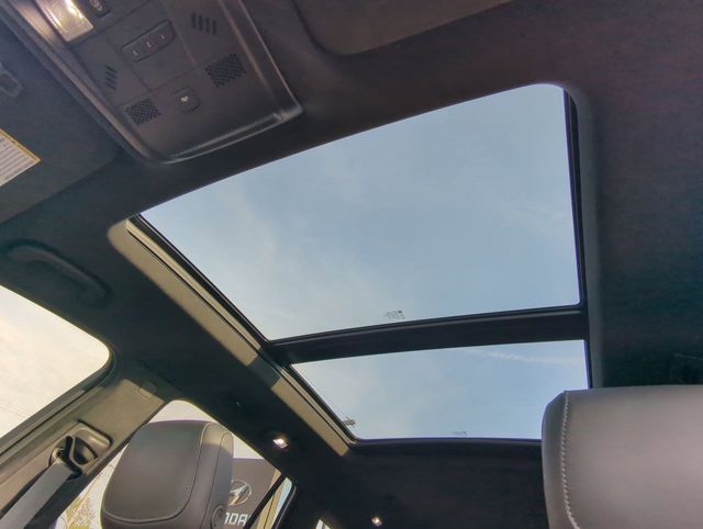 2023 Cadillac XT6 Sport photo