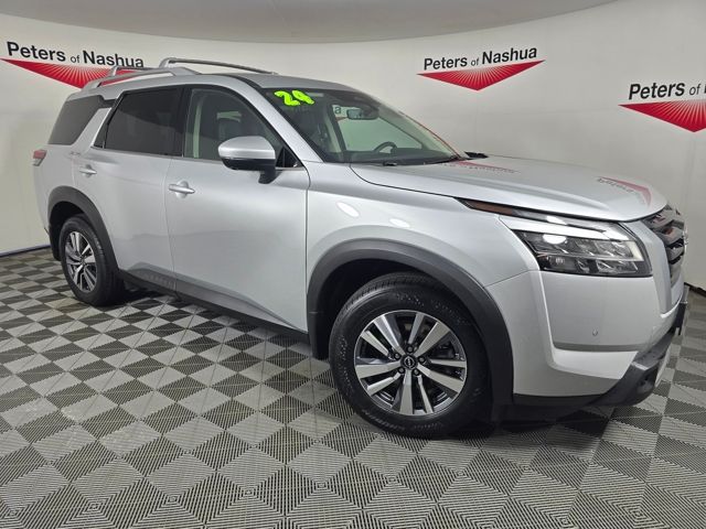 2024 Nissan Pathfinder SL 4WD