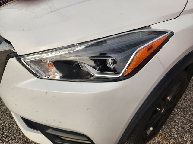 2020 Nissan Kicks SR White at Cook Ford