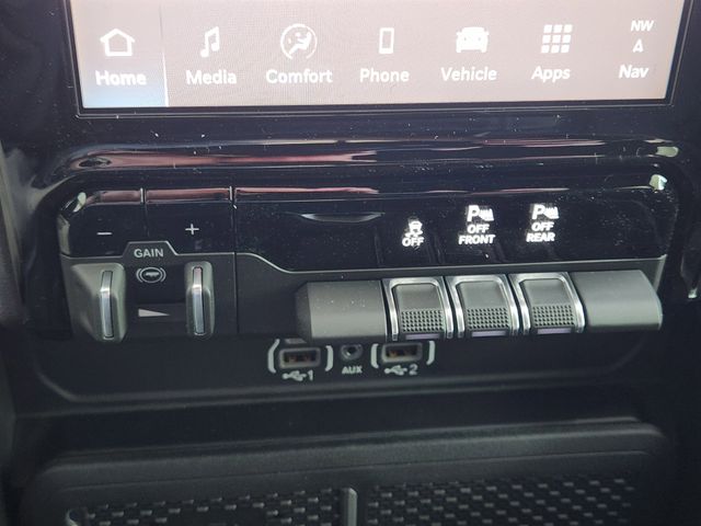 New 2026 Blue Ram Laramie image 14