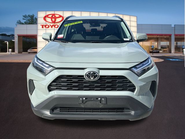 2023 Toyota RAV4 XLE 24