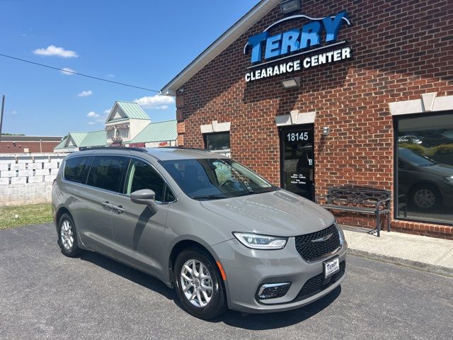 Ceramic Gray Clearcoat 2022 Chrysler Pacifica Touring L FWD Minivan Front-Wheel Drive 9-Speed Automatic
