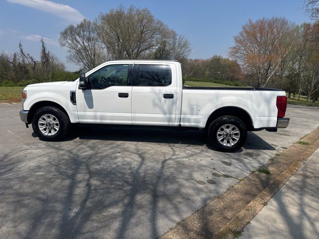 Used 2020 White Ford XLT image 4