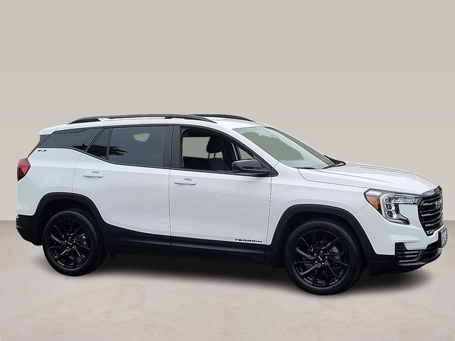 Summit White 2024 GMC Terrain SUV / Crossover Front-Wheel Drive 9-Speed Automatic