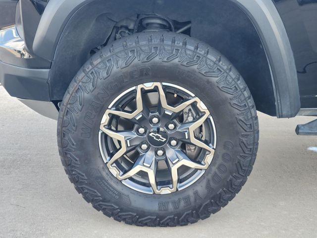 2024 Chevrolet Colorado ZR2 - 9