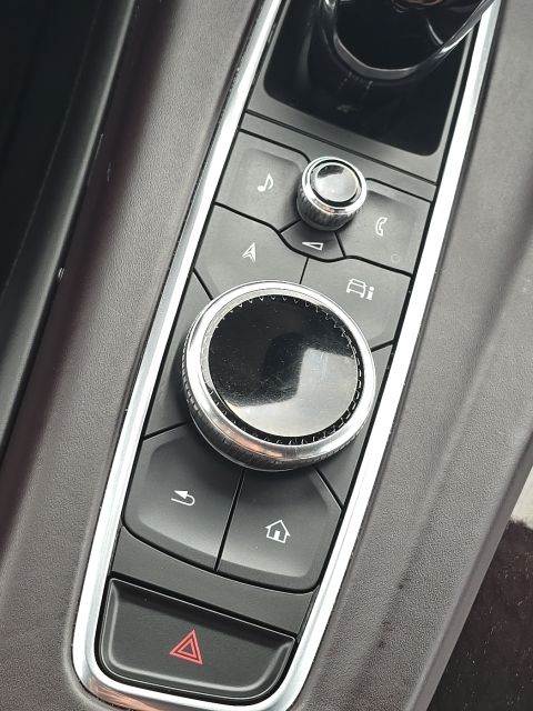 2021 Cadillac Escalade Sport Platinum:C02489