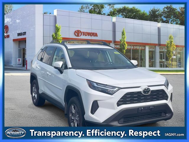 2025 Toyota RAV4 XLE AWD
