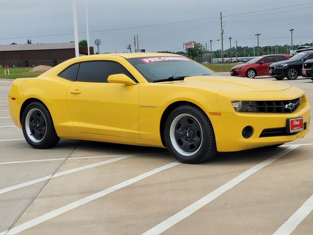 2013 Chevrolet Camaro 2LS Coupe RWD