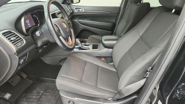 2020 Jeep Grand Cherokee Laredo E - 8
