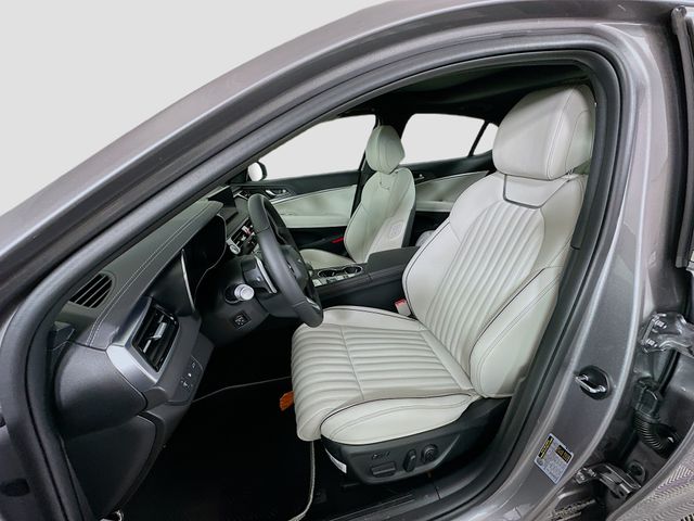 Thumbnail: 2026 Genesis G70 - 16