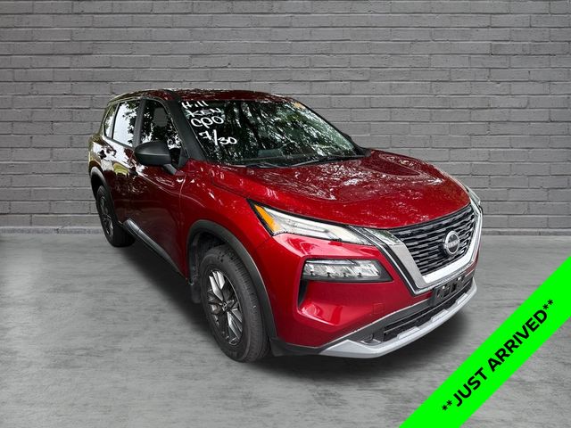 Red (Scarlet Ember Tintcoat) 2023 Nissan Rogue SUV / Crossover Front-Wheel Drive Continuously Variable Transmission