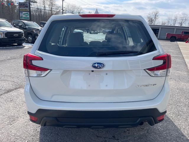 2022 Subaru Forester Base - Crystal White Pearl exterior view 6