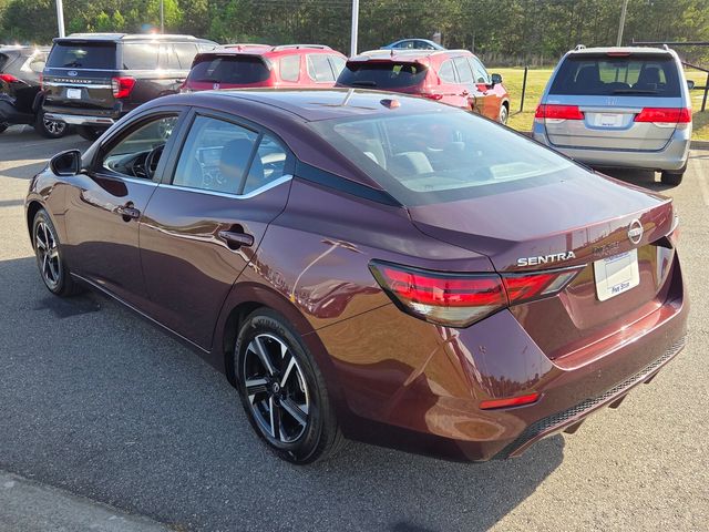 Used 2024  Nissan SV image 10