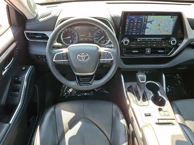 Used 2022 Toyota Highlander SUV