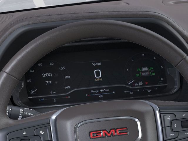 2024 GMC Yukon XL SLT 18