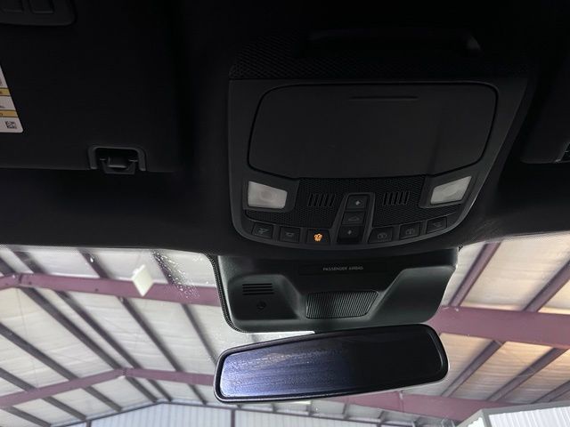 Used 2022 White Ford King Ranch image 27