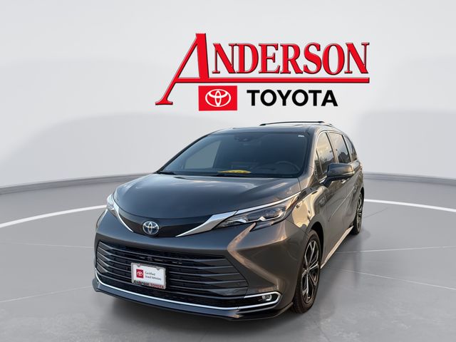 2025 Toyota Sienna Platinum 7-Passenger FWD